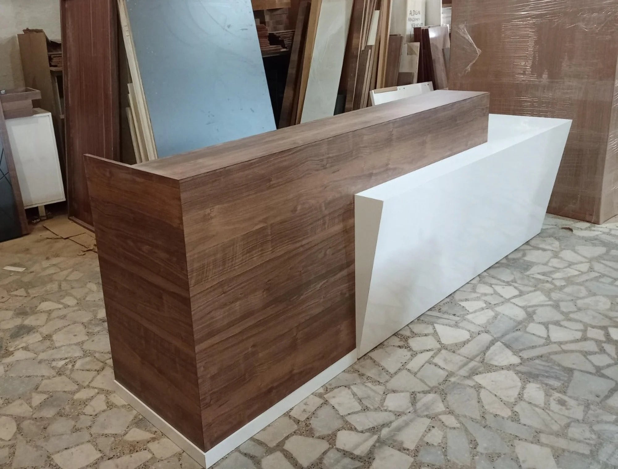 Büyük Danışma Masası Siena ISTANBUL-TSI