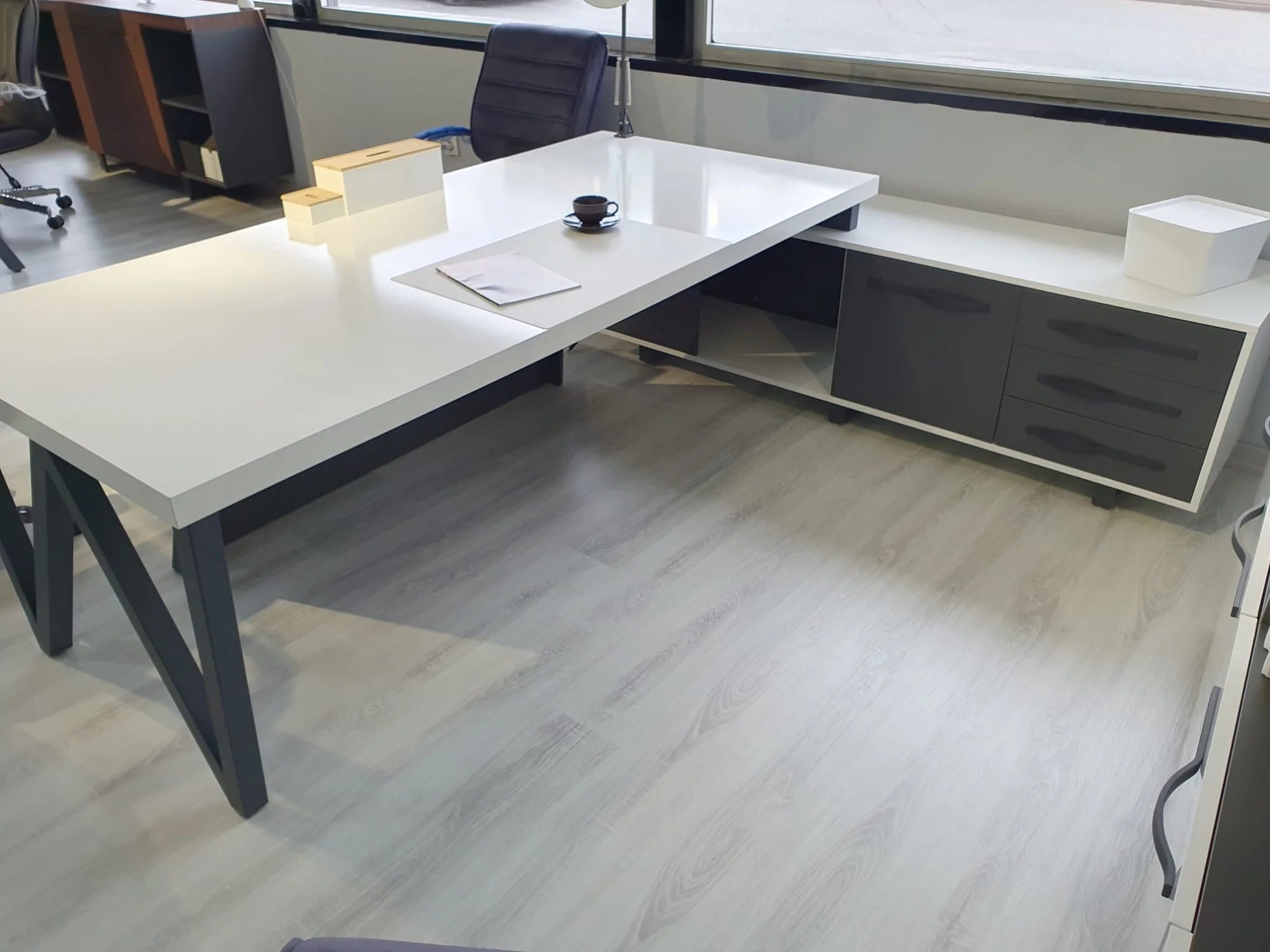 İstanbul Ofis Çamlıca W Makam Takımı Beyaz Antrasit ISTANBUL