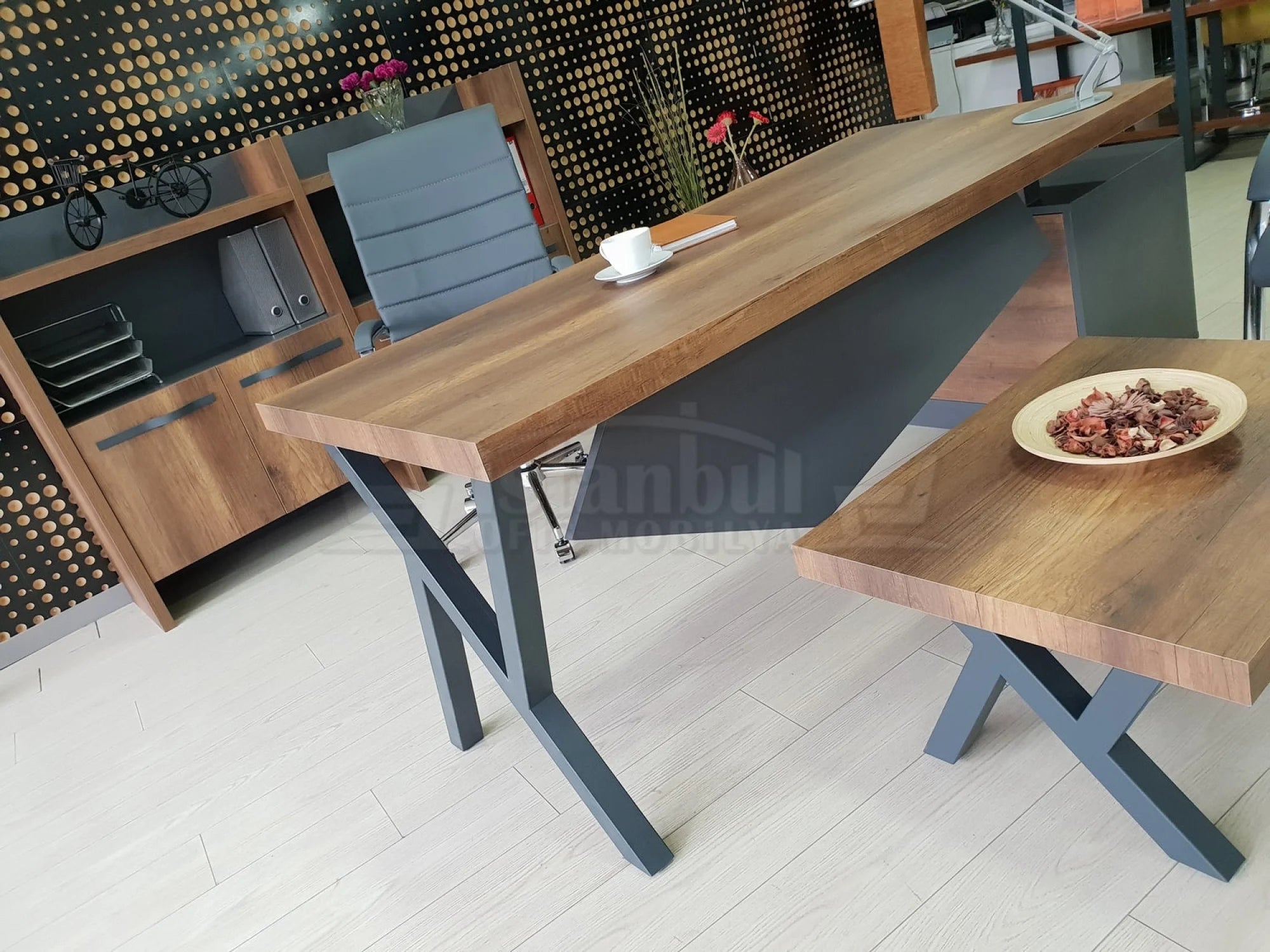 İstanbul Ofis Yönetici Masa Takımı Elegant - Barok Antrasit ISTANBUL