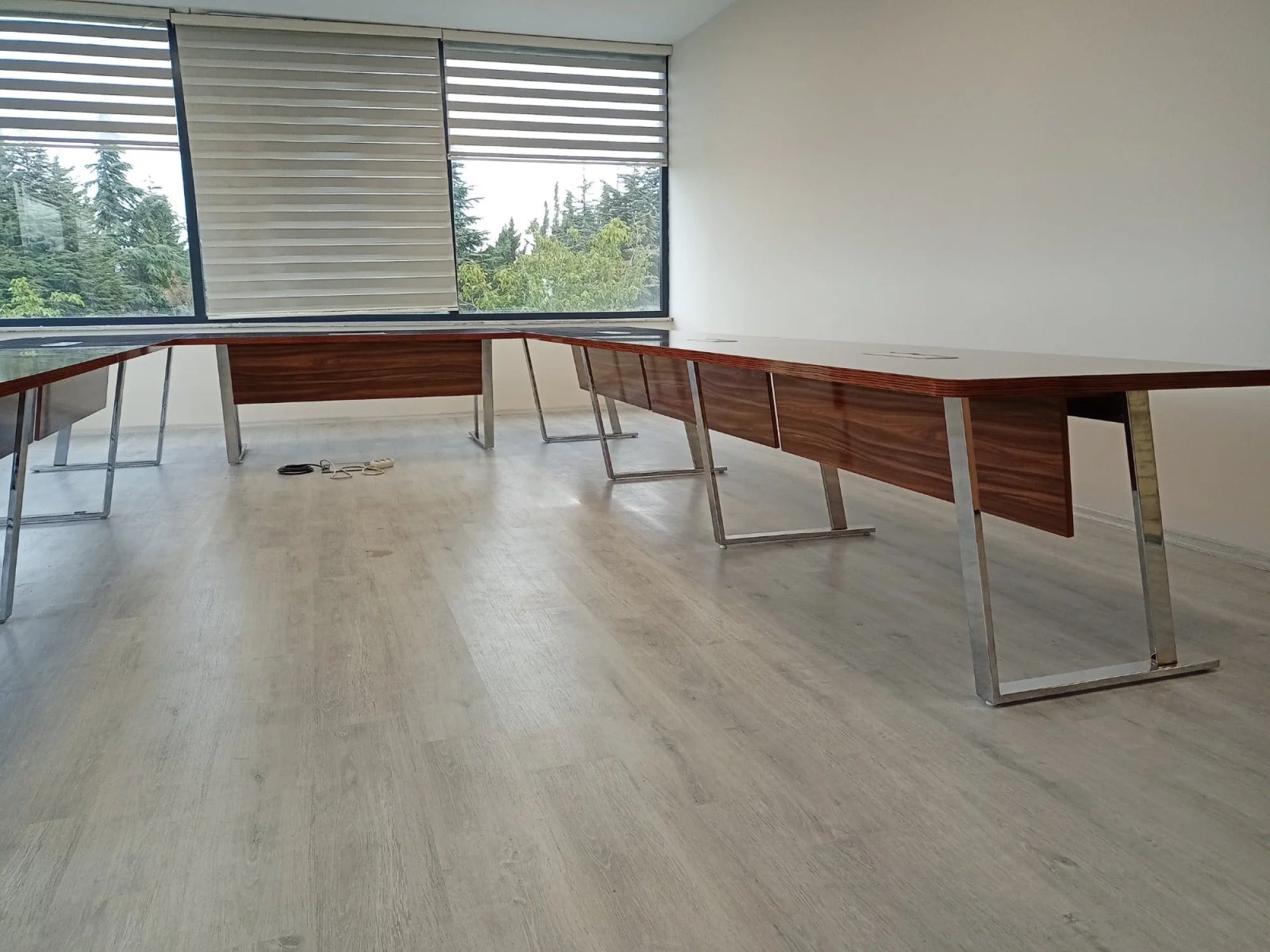 U Toplantı Masası , Ayarlanabilir Ön ISTANBUL