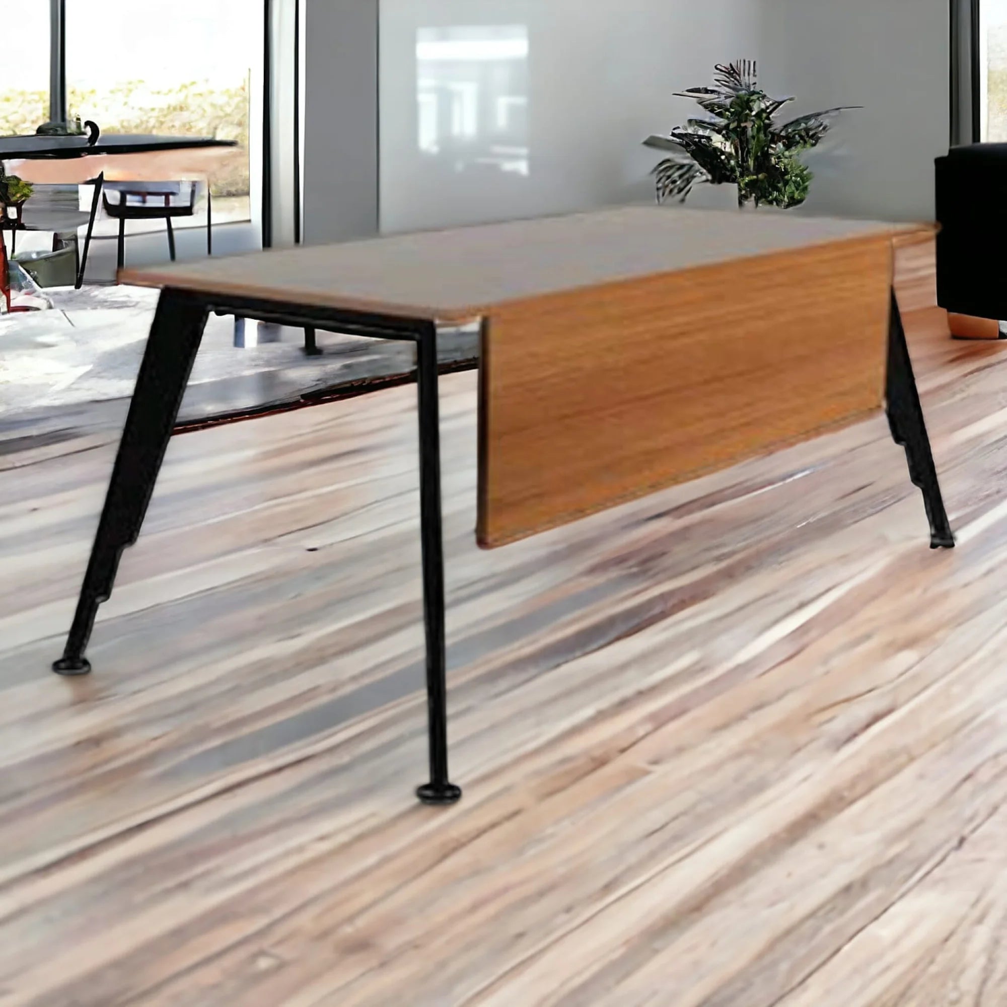 Zagreb Ofis Masası ISTANBUL-NSM