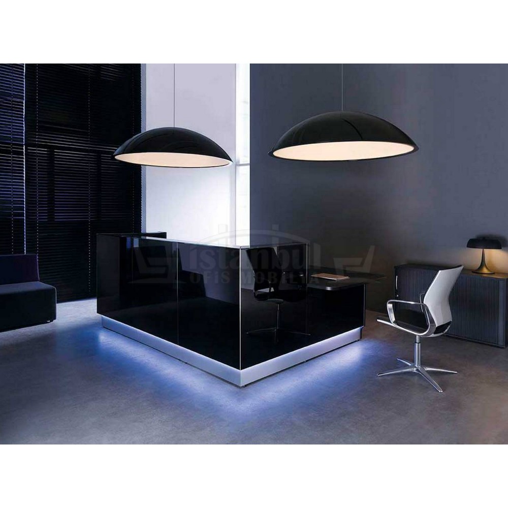 Lake Case Bureaus Milan