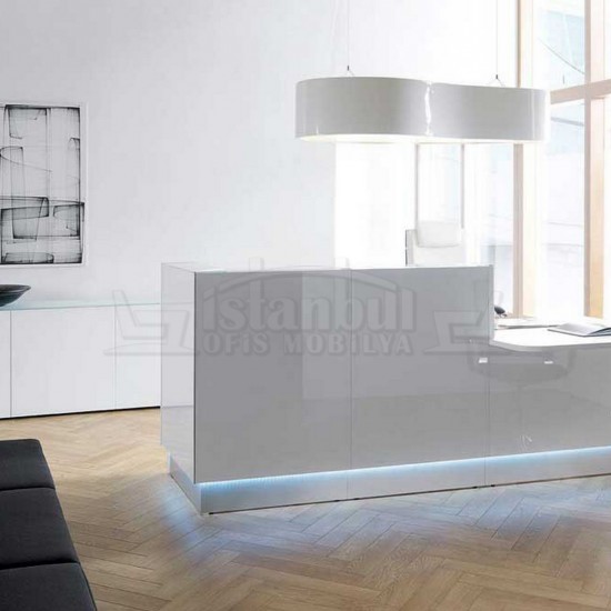 Lake Case Bureaus Milan