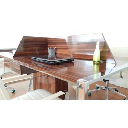 Apple Voor Vier Person Desk Workstation