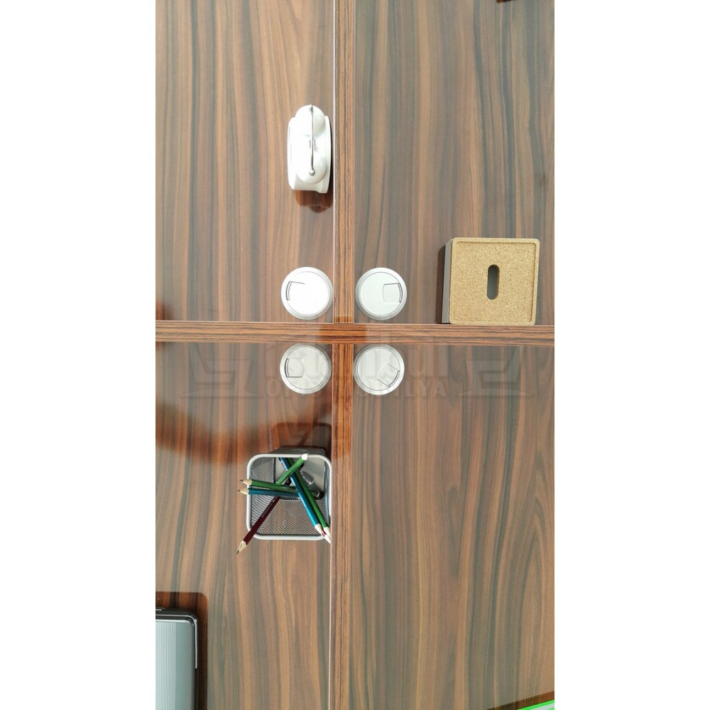 Apple Voor Vier Person Desk Workstation