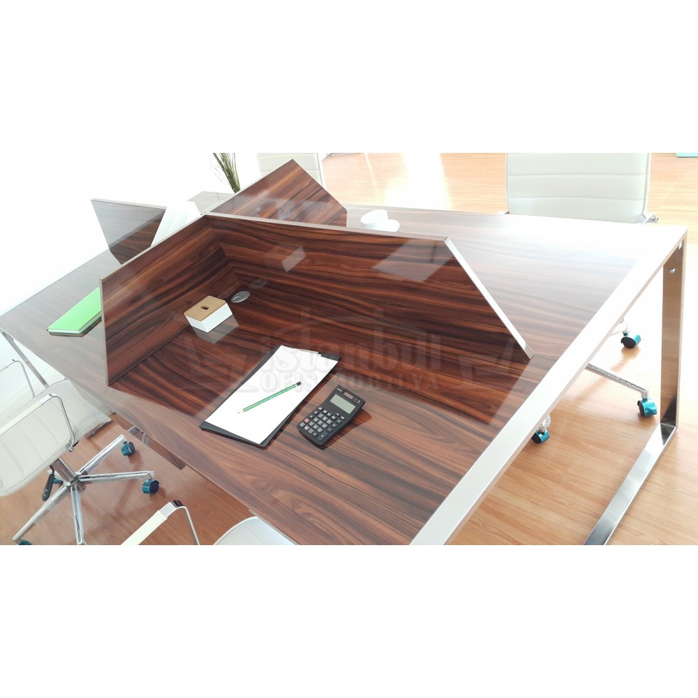 Apple Voor Vier Person Desk Workstation