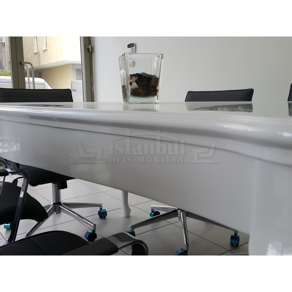 Alta Lake Meeting Table