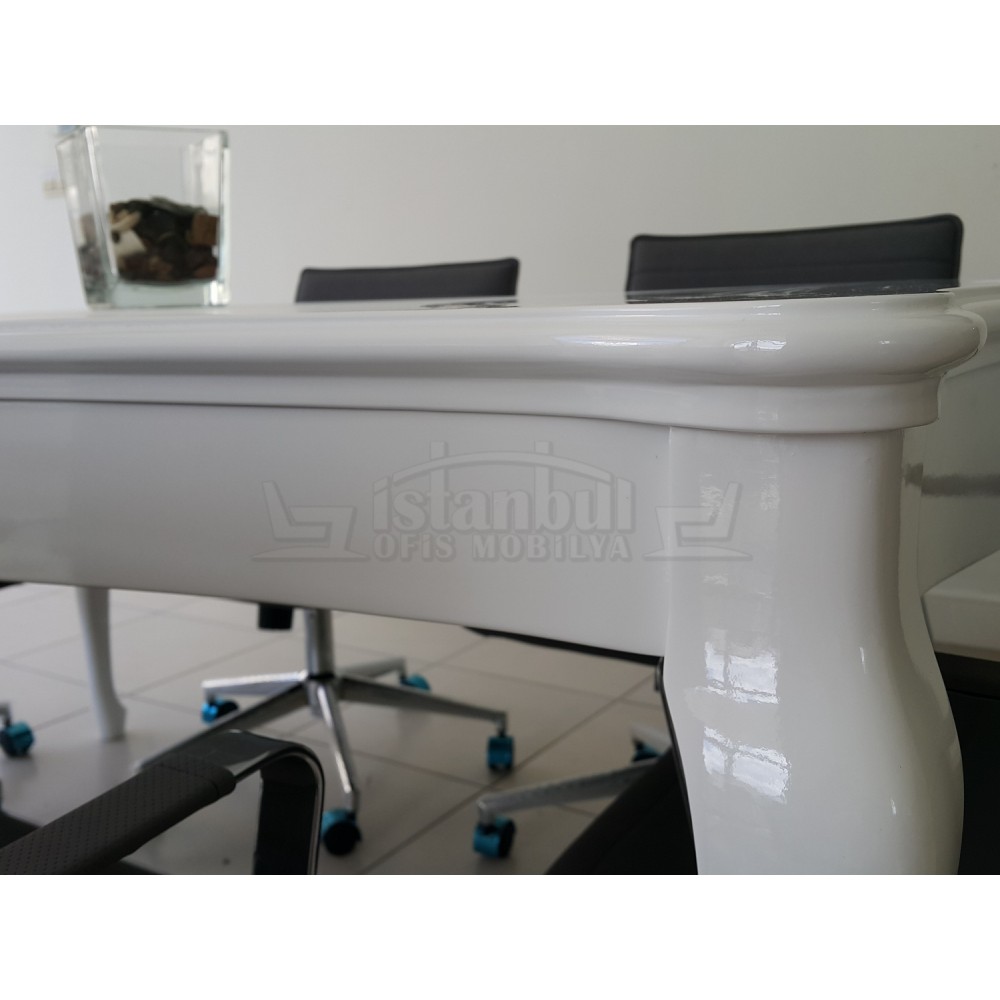 Alta Lake Meeting Table