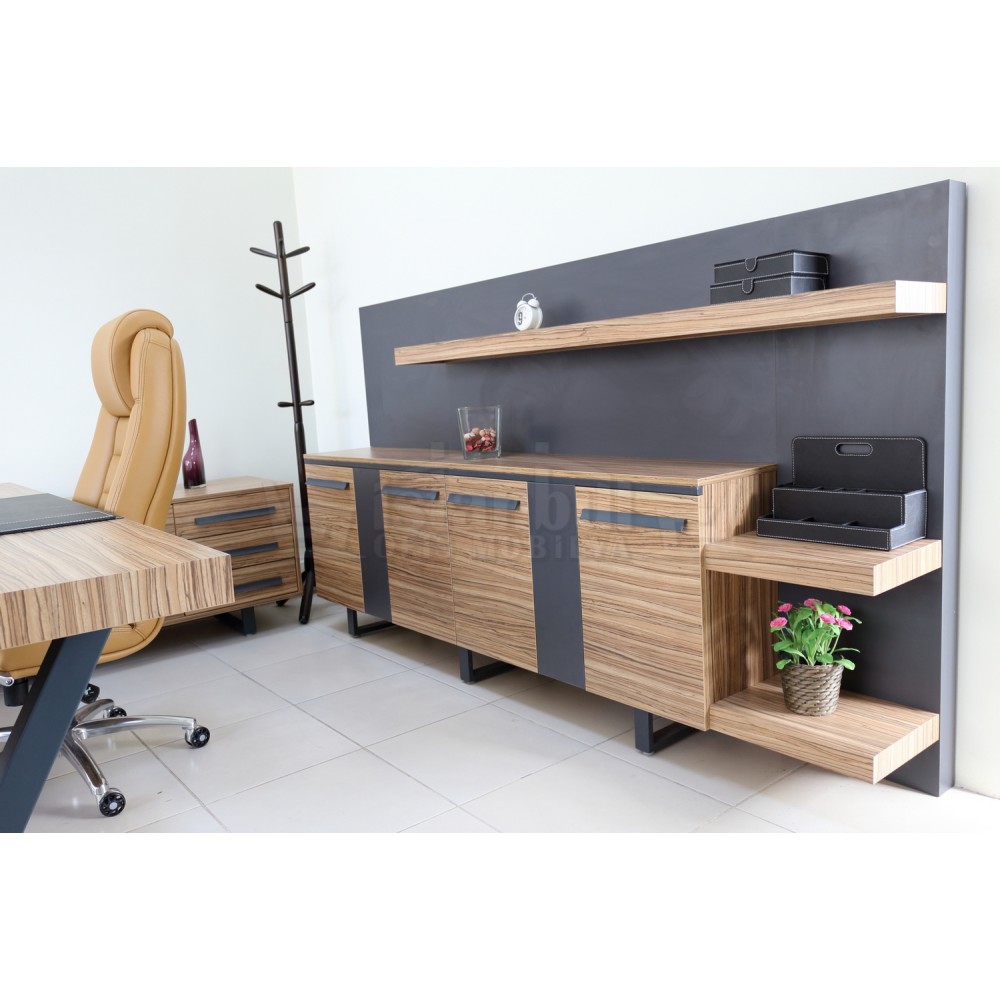 First Class Executive Team