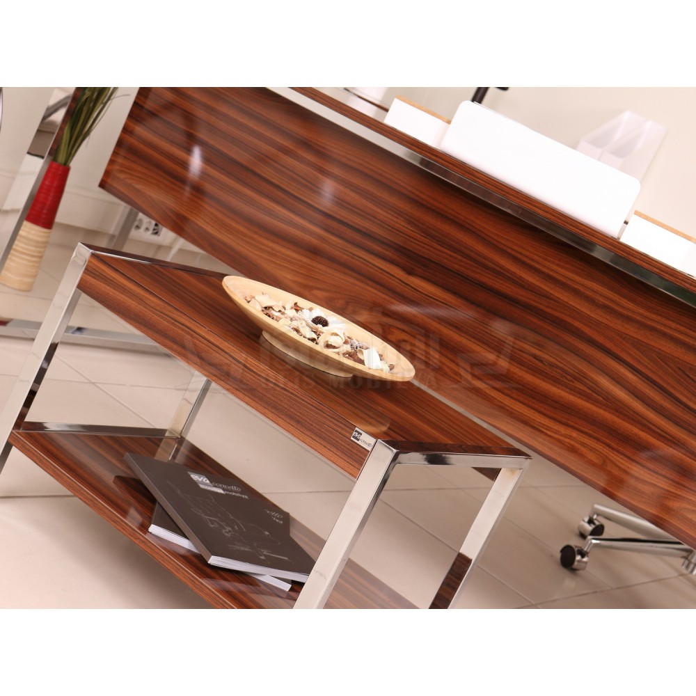 Apple Istanbul Bureau Uitvoerend Bureau Hg. Okkernoot