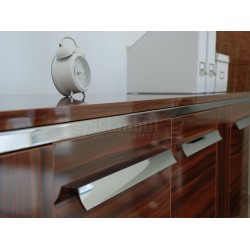 Apple Istanbul Bureau Uitvoerend Bureau Hg. Okkernoot