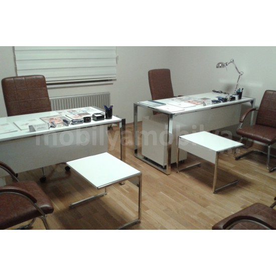 Oval Bureau Voor Beauty Saloon