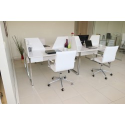 In Het Multi Zealand Bureau Voor Vier Personen 276X138Cm