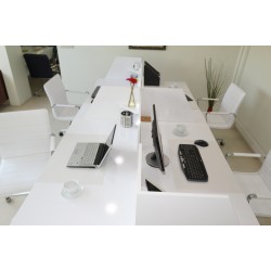 In Het Multi Zealand Bureau Voor Vier Personen 276X138Cm