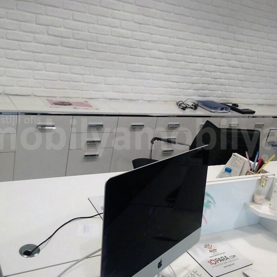 De Heer Karahan Bound For Glory Fashion Hunters Office Furniture