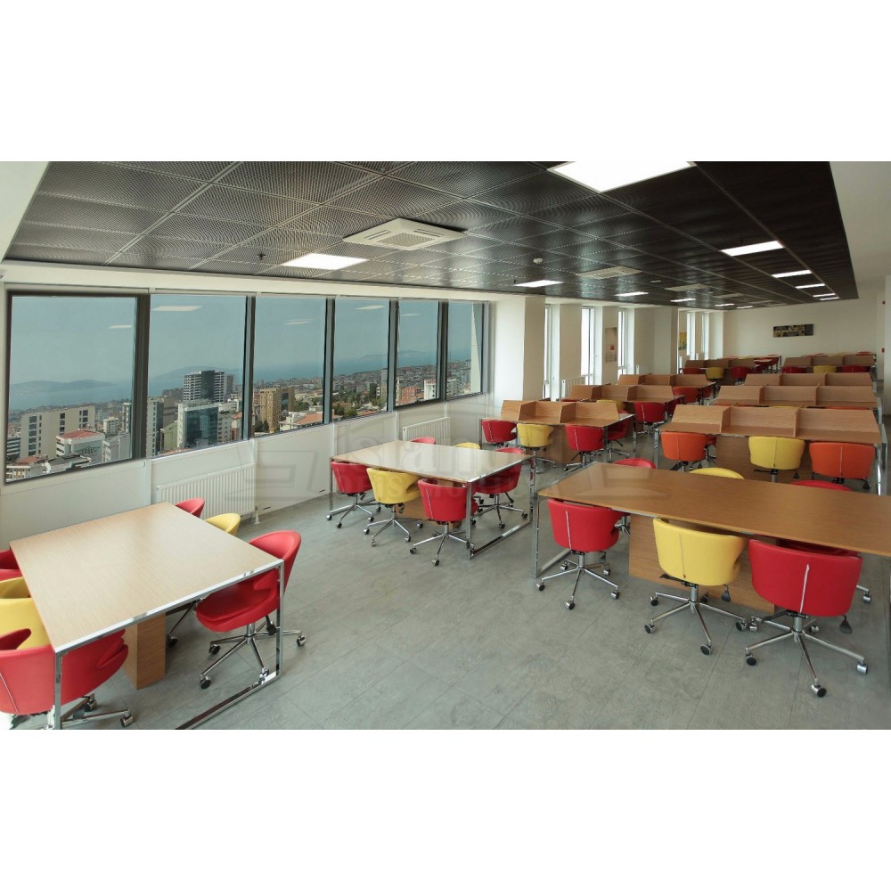 Public Library En Werkstations Area