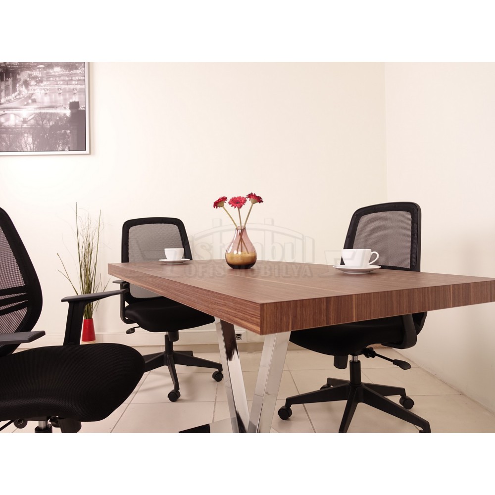 Meeting Table Wenen