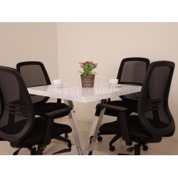 Vierkante Vergadertafel İn Wenen