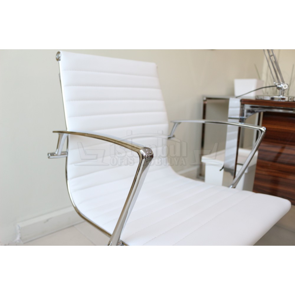 Aylin Gast Chair Stars