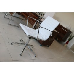 Aylin Gast Chair Stars