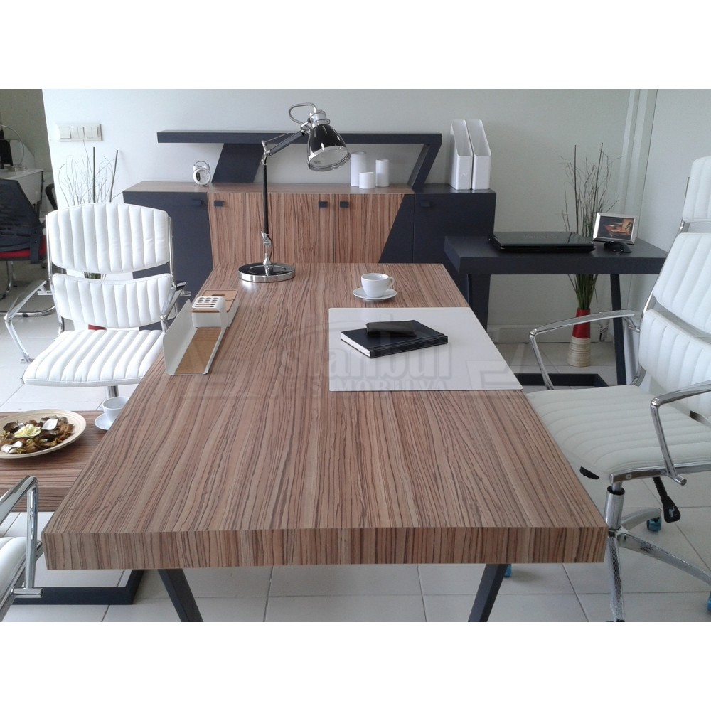 Autoriteiten Zen Table 220-100