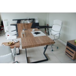 Autoriteiten Zen Table 220-100