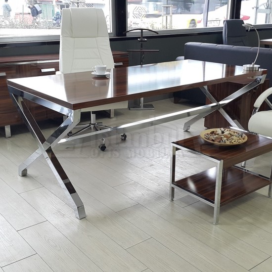 Executive Team Mert'S