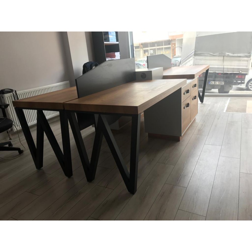 Bureau Voor Four Person