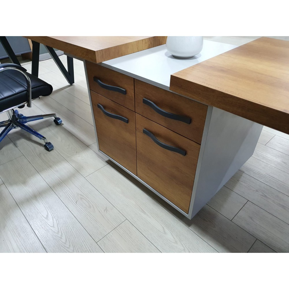 Star Desk For Two Person