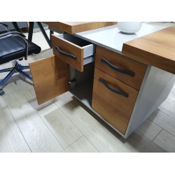 Star Desk For Two Person