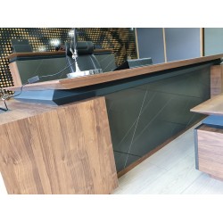 Handtekening En Executive Sets Walnut Lake