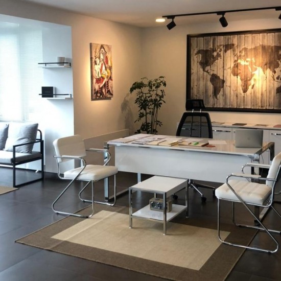 Apple Istanbul Bureau Uitvoerend Bureau Hg. Wit