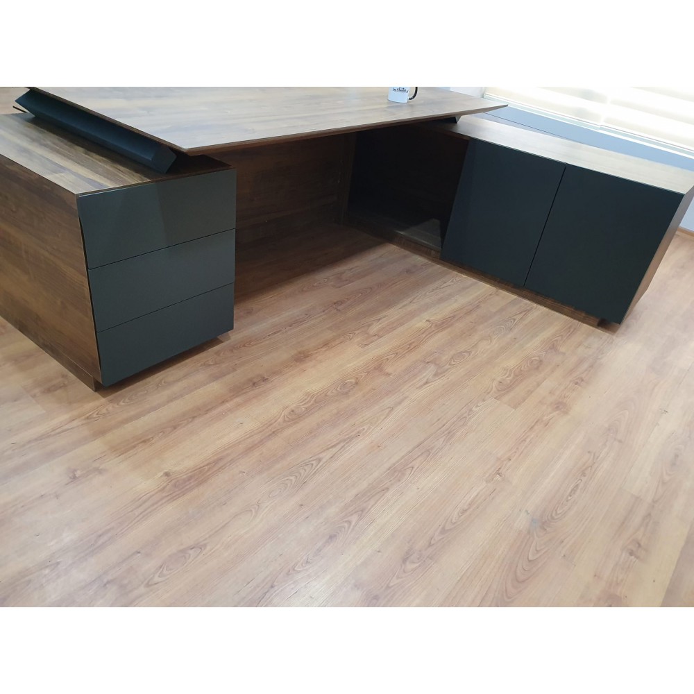 Kantoorautoriteit Team Handtekening, Walnoot En Meer, Minimale Maatregel