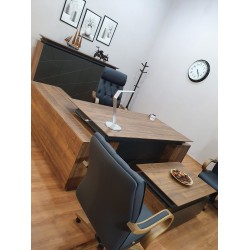 Kantoorautoriteit Team Handtekening, Walnoot En Meer, Minimale Maatregel