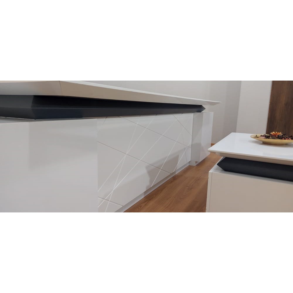 Signature Executive Sets White