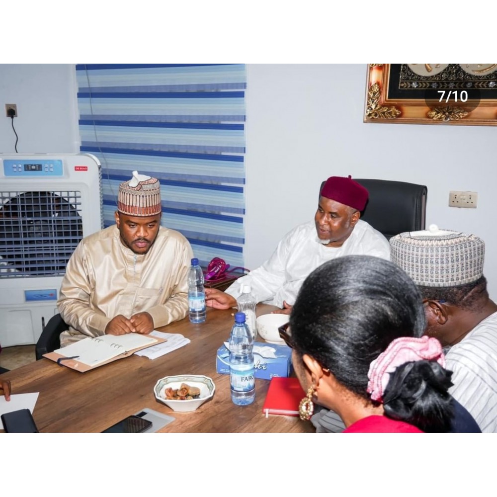 Afrikaanse Office Furniture Nigeria