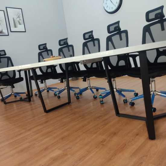 Grote Ovale Vergaderingstabel Wit