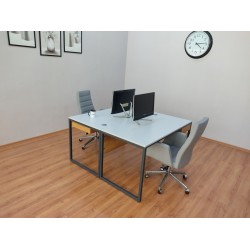 Binaire Werkbureau Zelinda