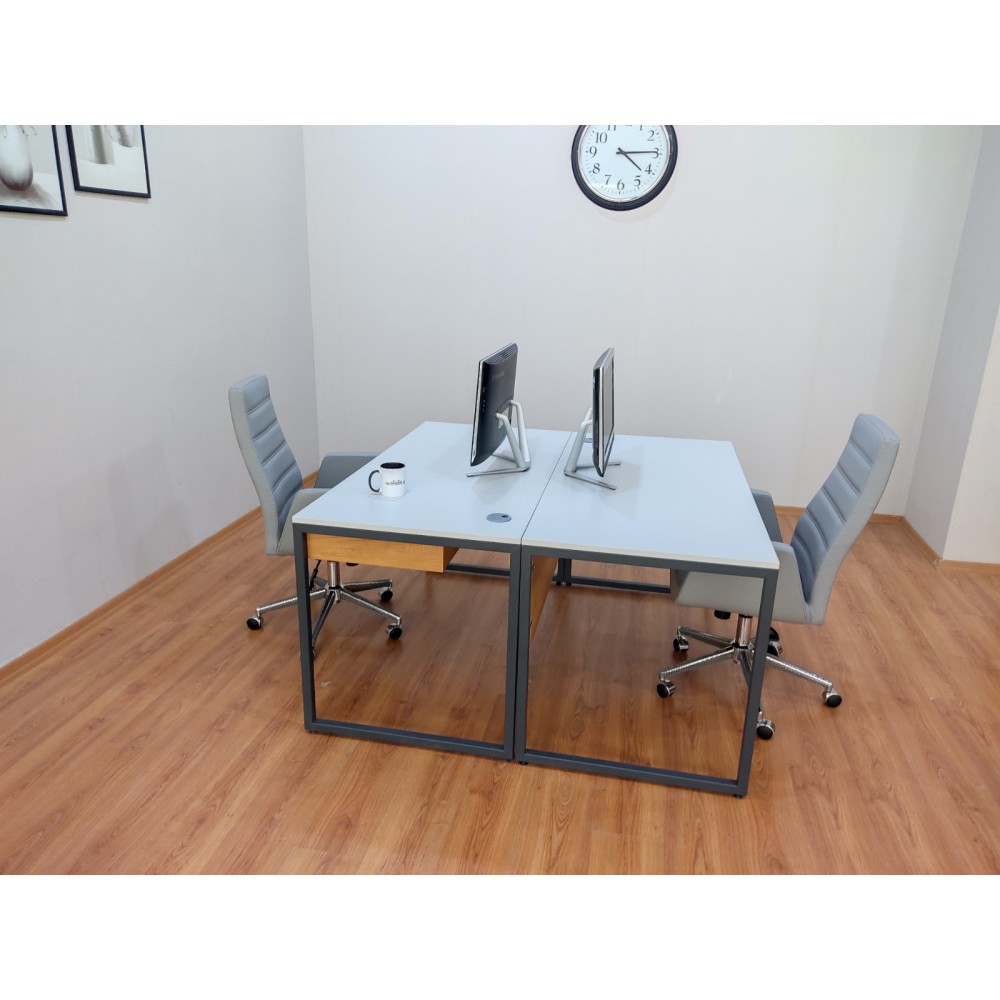 Binaire Werkbureau Zelinda