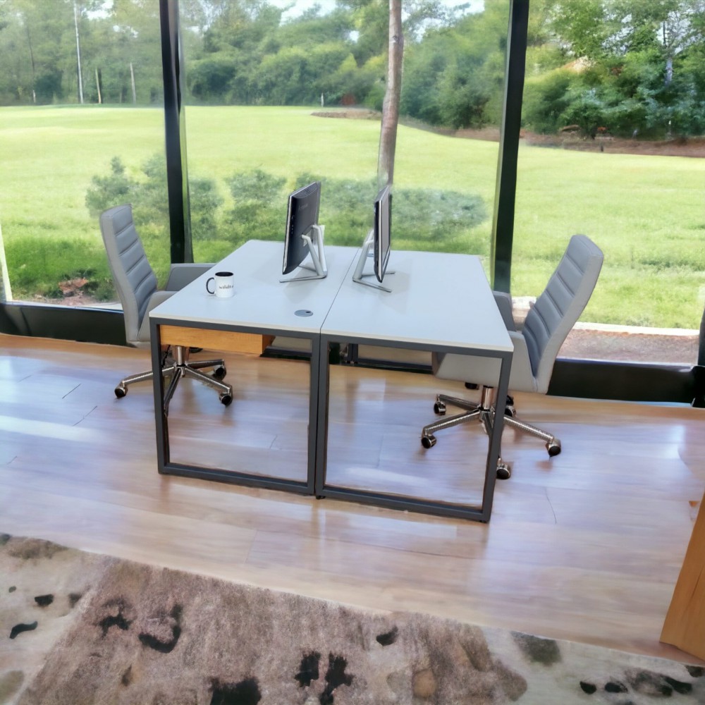 Binaire Werkbureau Zelinda