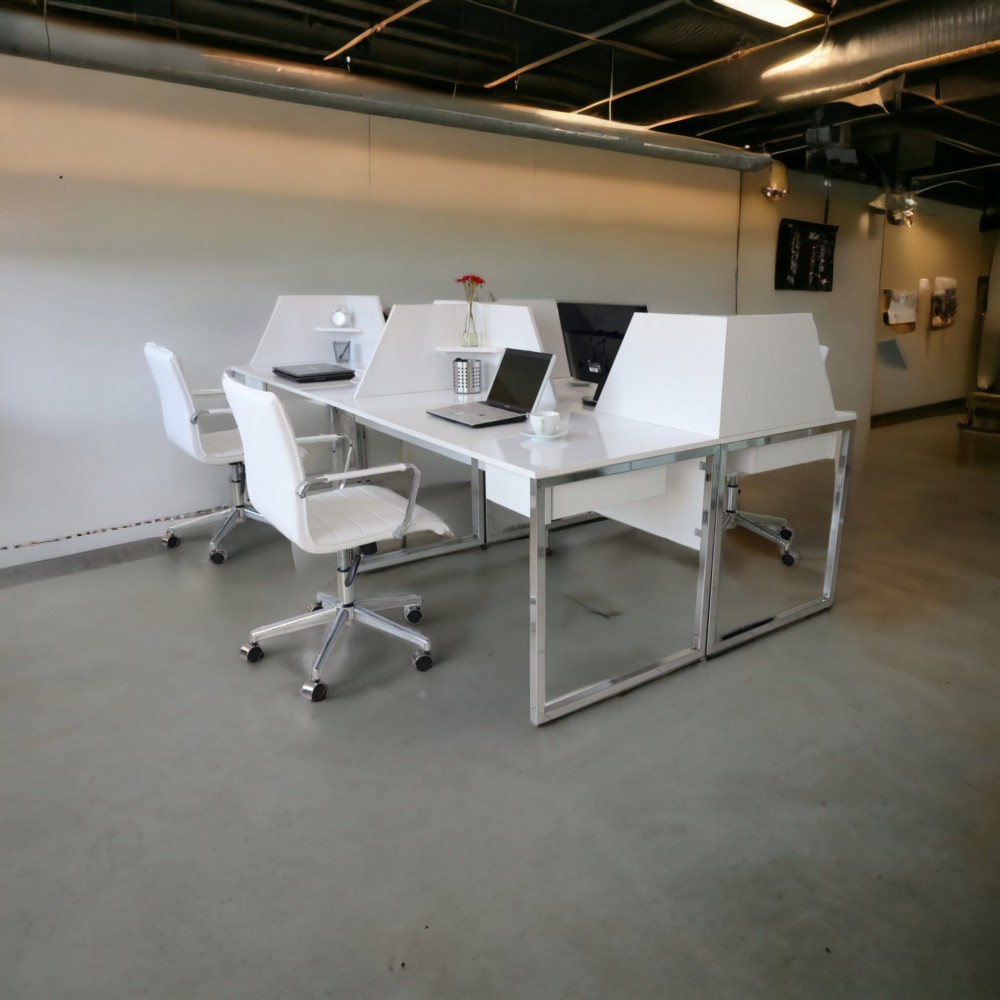 In Het Multi Zealand Bureau Voor Vier Personen 276X138Cm