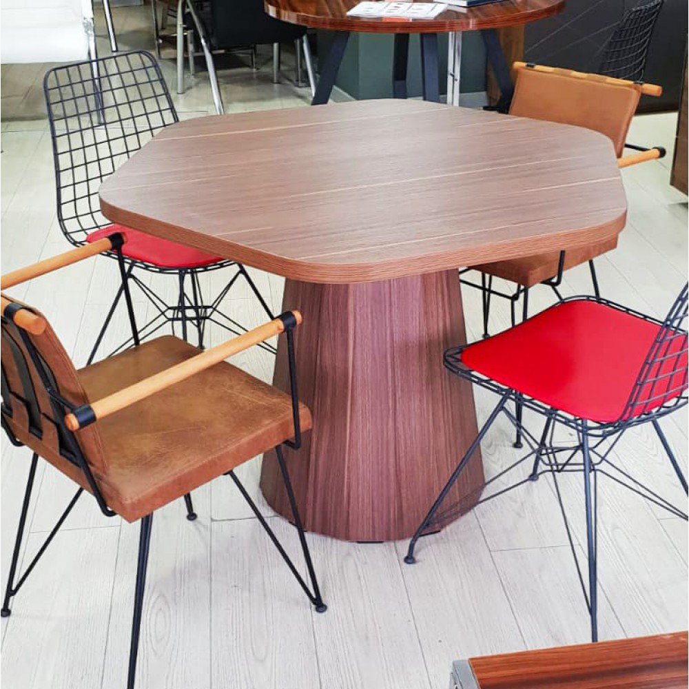 Ronde ontmoetingshouten taps toelopende poot