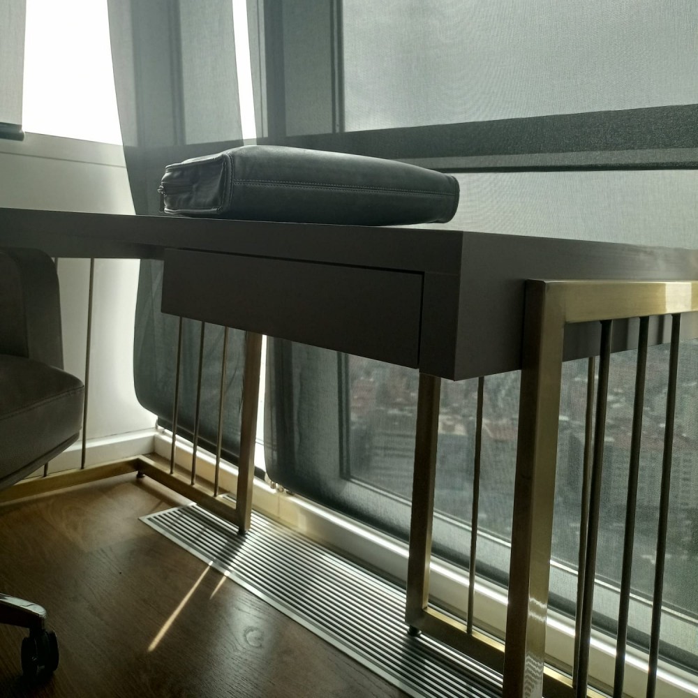 Vergulde kooi kantoorwerkset