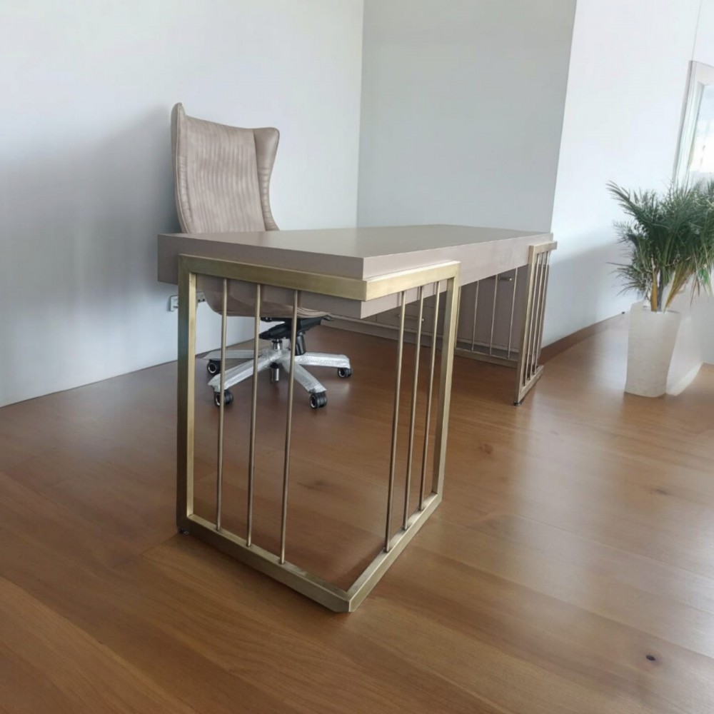 Vergulde kooi kantoorwerkset