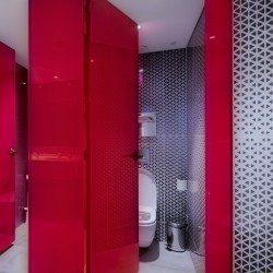 Glazen kastgootsteenscheidingssystemen