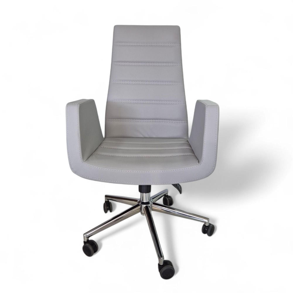 Asia Executive Chair