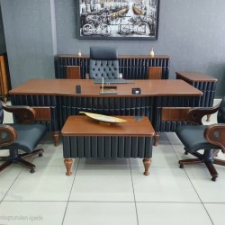 Ceo Executive Office Desk