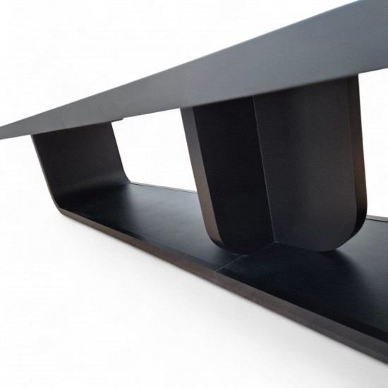 Grote Zwart Gelakte Vergadertafel Voor 20 Personen