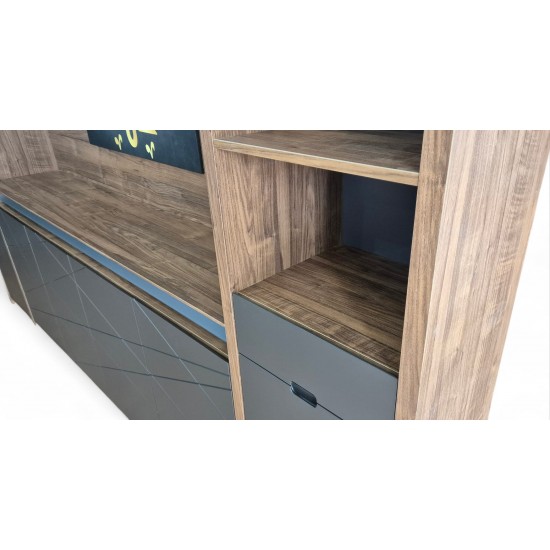 Kast Met Kenmerkende Unit