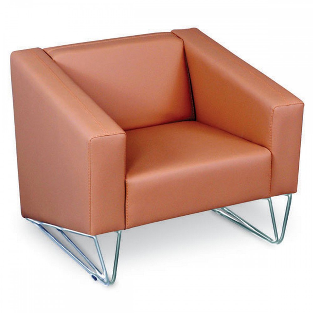 Enkele Sofa İn Parride